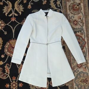 BCBGMaxAzria Elegant White Blazer